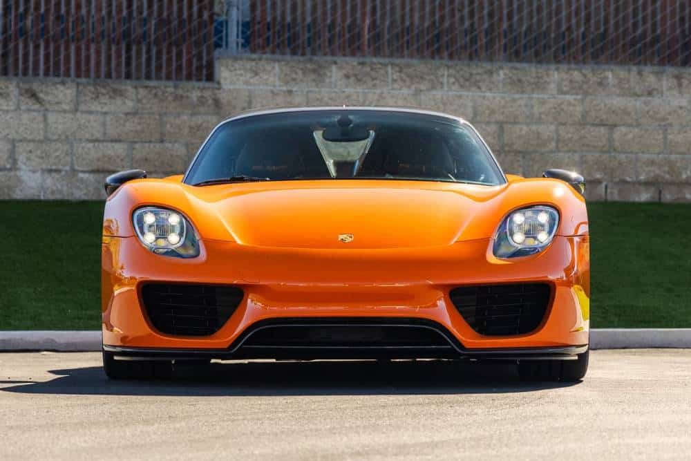 https://cdn.autogreeknews.gr/wp-content/uploads/2026/03/Porsche_918_Spyder_Weissach_2015_auction-3.jpg