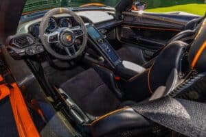 Porsche_918_Spyder_Weissach_2015_auction (8)