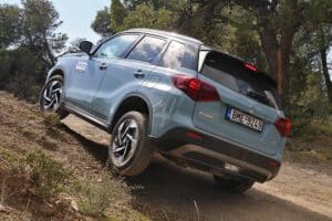 Suzuki Vitara 1.4 110 hp 6AT 4WD (3)