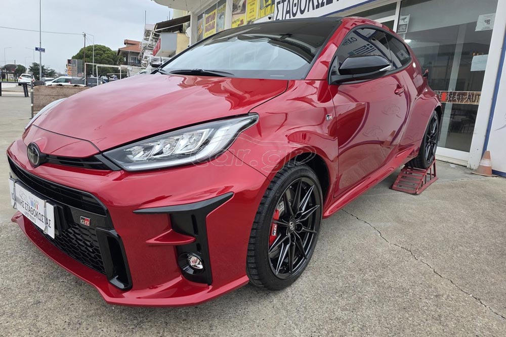 https://cdn.autogreeknews.gr/wp-content/uploads/2026/03/Toyota-GR-Yaris-WRC-Special-Edition-2.jpg