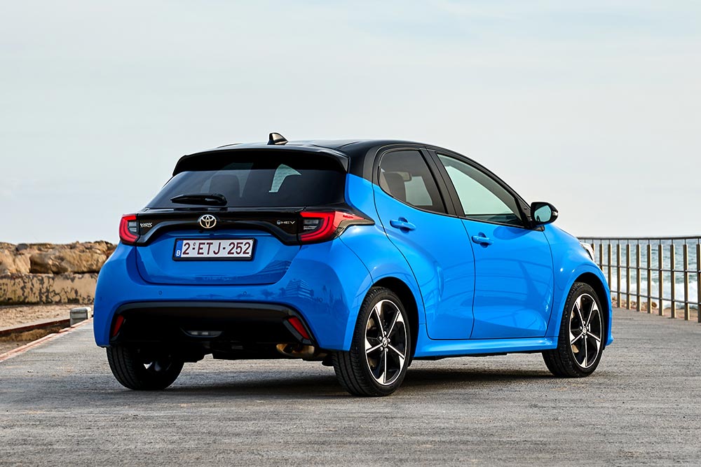 https://cdn.autogreeknews.gr/wp-content/uploads/2026/03/Toyota-Yaris-2024-6.jpg
