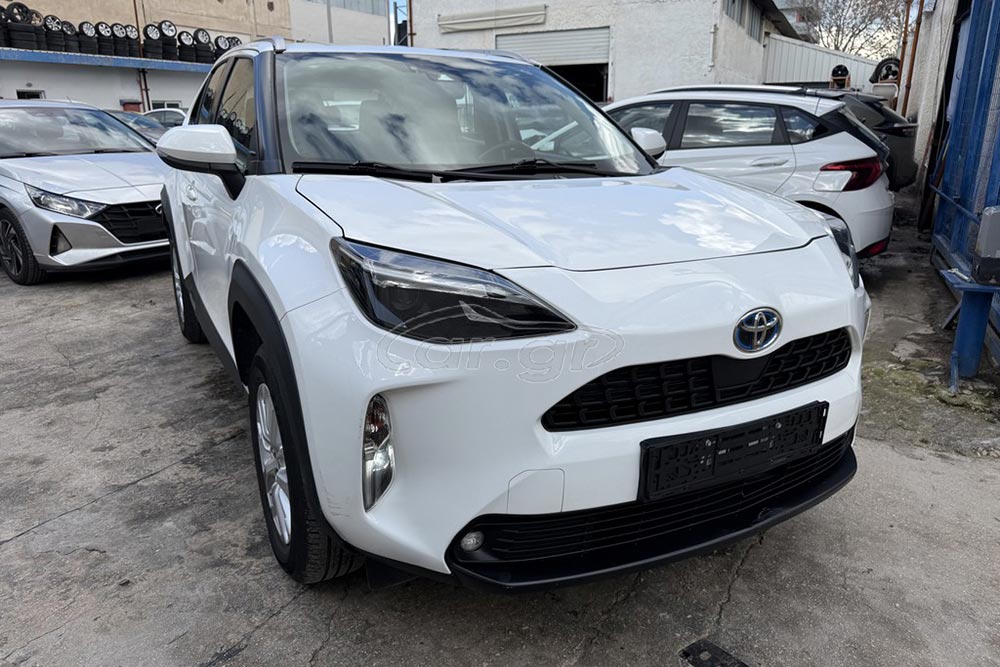 Toyota Yaris Cross Hybrid με 16.700 ευρώ