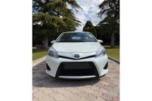 Toyota Yaris Hybrid 2014 (4)