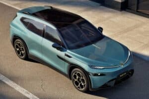 Νέα made in China ναυαρχίδα VW ID. Unyx 08 (+video)