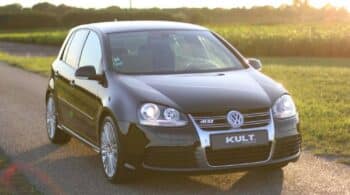 «Σενιέ» VW Golf R32 για λάτρεις του χειροκίνητου και του V6