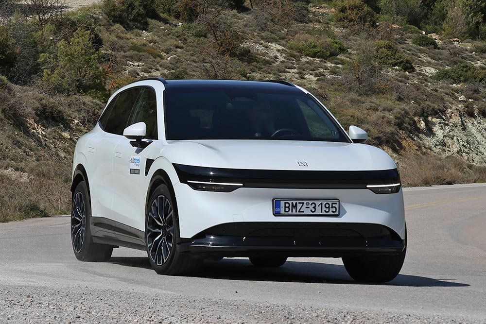 https://cdn.autogreeknews.gr/wp-content/uploads/2026/03/Zeekr-7X-18.jpg