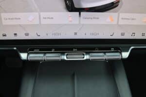 Zeekr 7X interior (7)