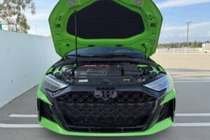 Το πιο ροκ Audi RS 3 με μόλις 1.300 χλμ. στο κοντέρ