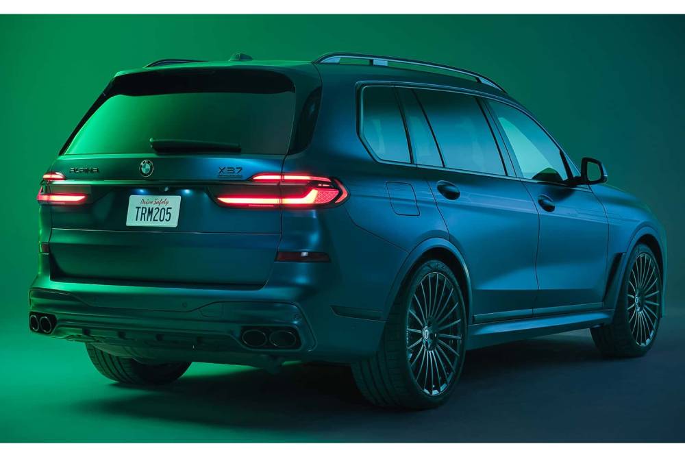 https://cdn.autogreeknews.gr/wp-content/uploads/2026/03/bmw-alpina-xb7-manufaktur-2026-2.jpg