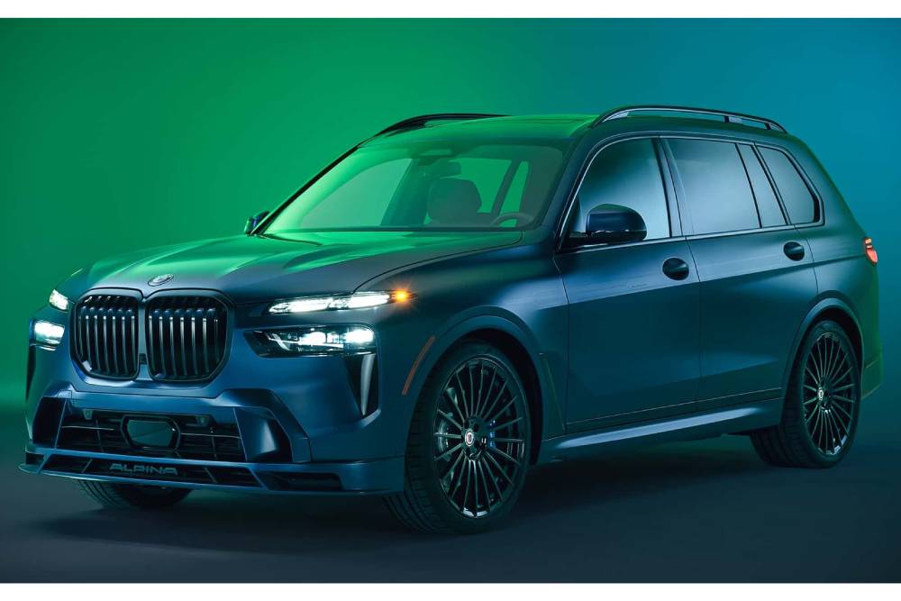 https://cdn.autogreeknews.gr/wp-content/uploads/2026/03/bmw-alpina-xb7-manufaktur-2026.jpg