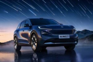 Νέο «αμερικανικό» Buick Electra E7 από την Κίνα για την Κίνα