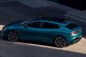 Το νέο BYD που φορτίζει μέσα σε μόλις 5 λεπτά!