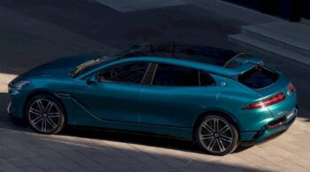 Το νέο BYD που φορτίζει μέσα σε μόλις 5 λεπτά!