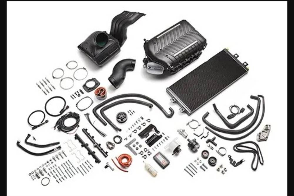 https://cdn.autogreeknews.gr/wp-content/uploads/2026/03/ford-f-150-lobo-compressor-kit-06.jpg