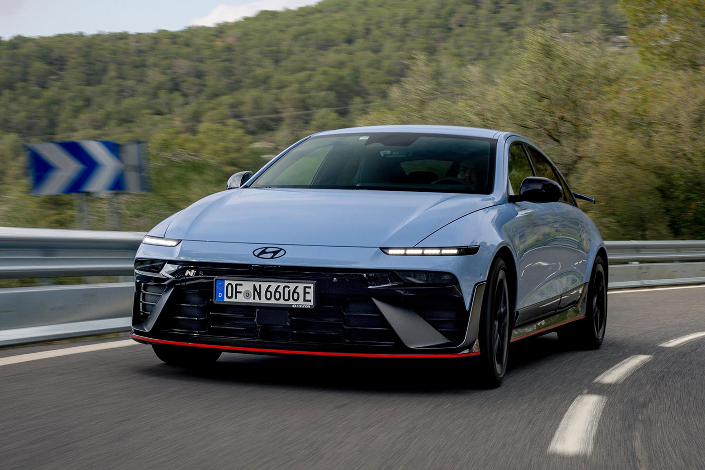 https://cdn.autogreeknews.gr/wp-content/uploads/2026/03/hyundai-ioniq-6-n-1.jpg