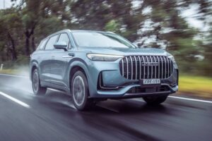 Νέο 7θέσιο PHEV Jaecoo 8 επιβάλλεται με την παρουσία του