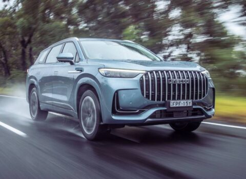 Νέο 7θέσιο PHEV Jaecoo 8 επιβάλλεται με την παρουσία του