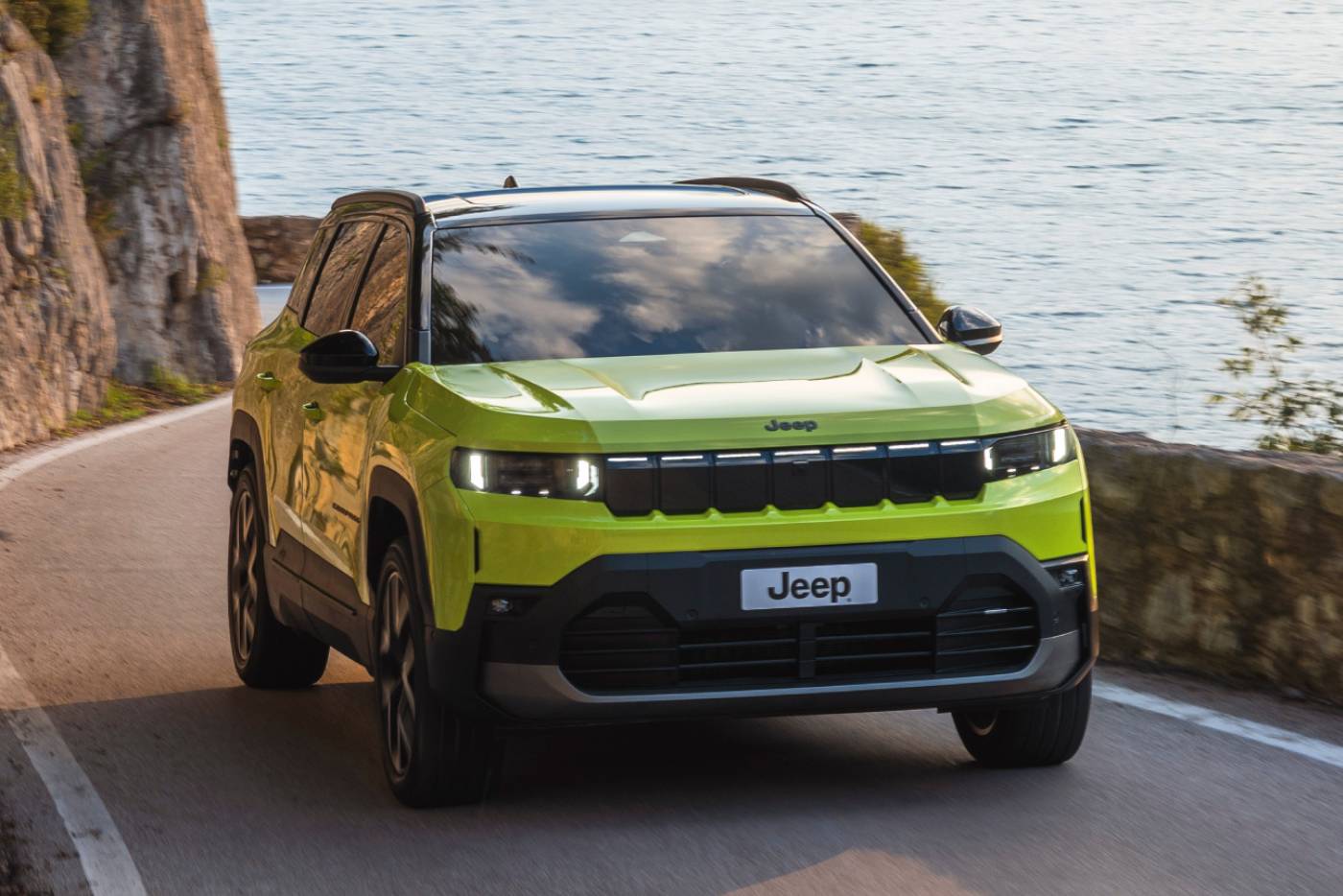 https://cdn.autogreeknews.gr/wp-content/uploads/2026/03/jeep_compass_e_first_edition83.jpg