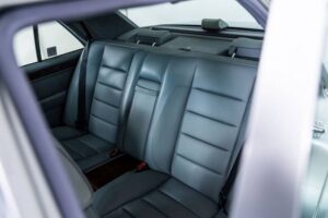 jerry-seinfeld-s-former-mercedes-benz-500e (2)