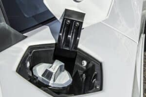 lamborghini ford gas cap (4)