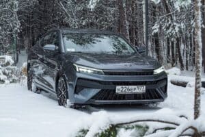 Νέα «κούρσα» Moskvich 6 ανεβάζει τη θερμοκρασία