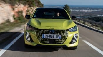 Νέος κινητήρας Turbo 100 για το Peugeot 208