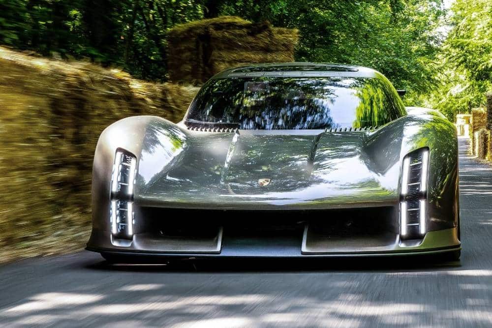 https://cdn.autogreeknews.gr/wp-content/uploads/2026/03/porsche-mission-x-goodwood.jpg