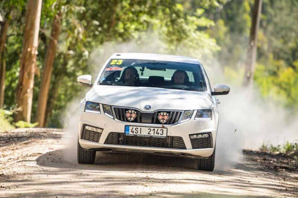 https://cdn.autogreeknews.gr/wp-content/uploads/2026/03/skoda-octavia-recce-car.jpg