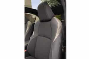 1920_yariscross_highgrade_preciousbronze_interior-08 (1)