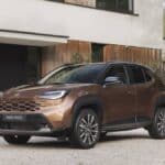 1920_yariscross_highgrade_preciousbronze_static-07 (1)