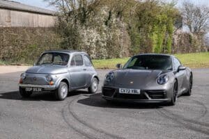 Σε ποιον τομέα «γλεντάει» ένα Fiat 500 μια Porsche 911;