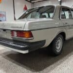 1985-Mercedes-300D-Auction-6