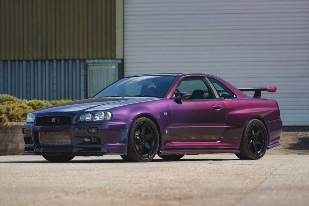 https://cdn.autogreeknews.gr/wp-content/uploads/2026/04/1999-nissan-skyline-gt-r.jpg