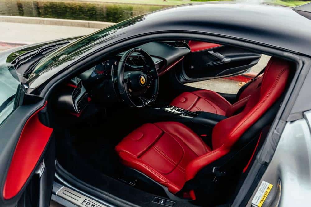 https://cdn.autogreeknews.gr/wp-content/uploads/2026/04/2022-ferrari-sf90-stradale-6.jpg
