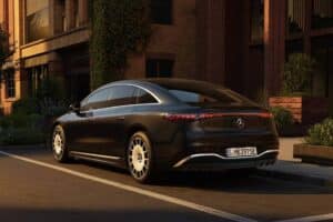 2026-Mercedes-EQS-New-5-2048×1152