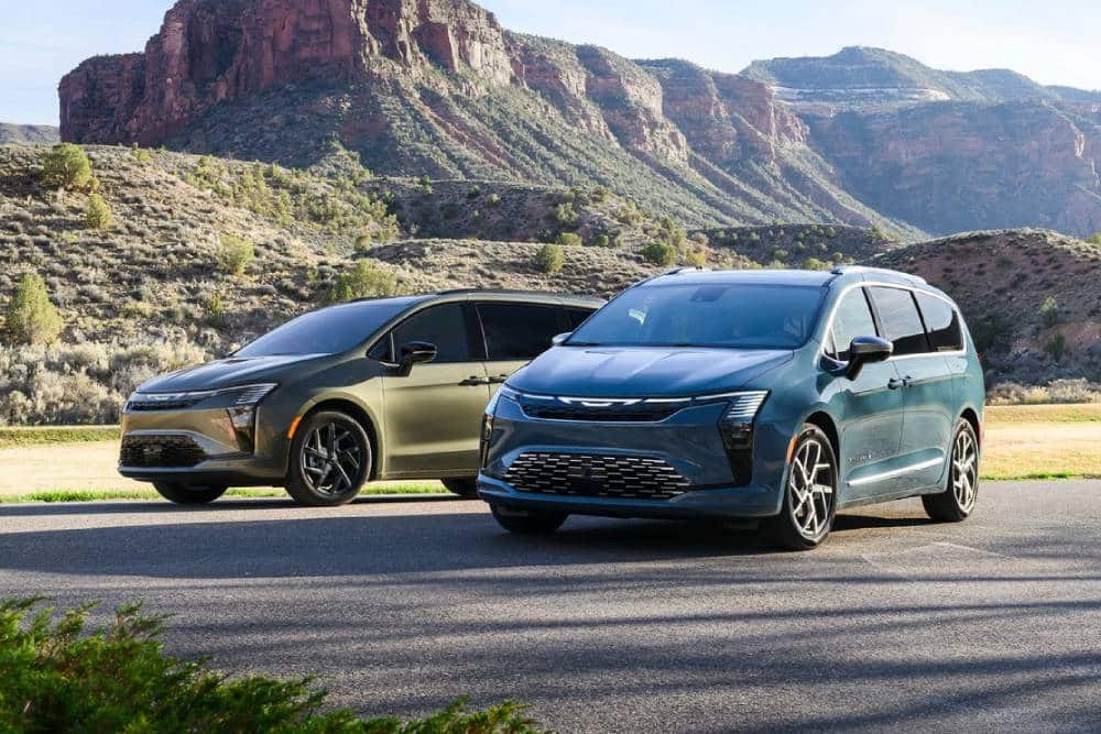 https://cdn.autogreeknews.gr/wp-content/uploads/2026/04/2026-chrysler-pacifica-13.jpg