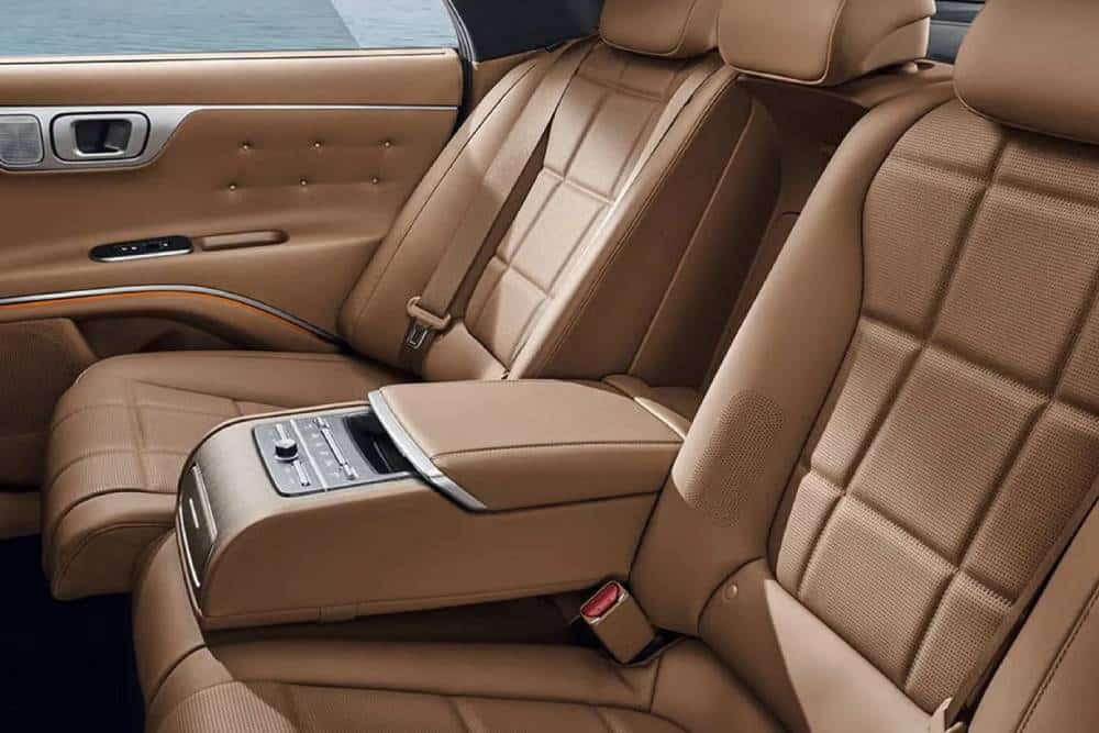 https://cdn.autogreeknews.gr/wp-content/uploads/2026/04/2027-Hyundai-Grandeur-Interior-30-2048x927-1.jpg