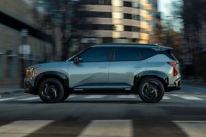 24465_2027_Seltos_HEV-2048×1365