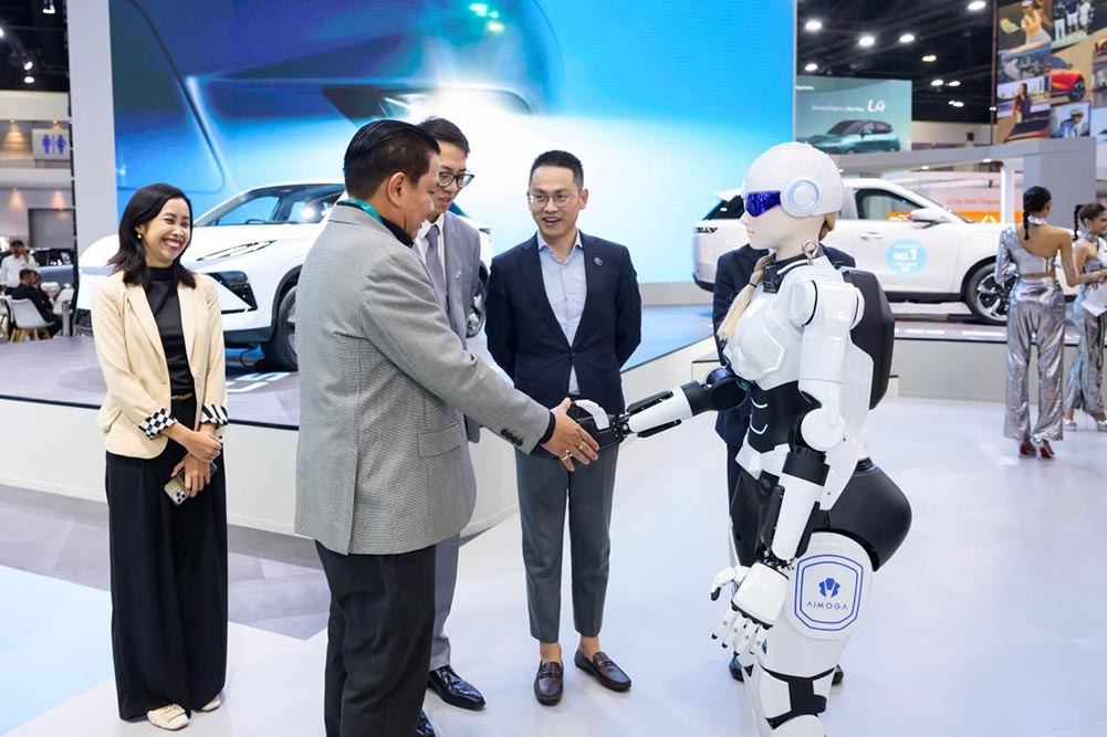 https://cdn.autogreeknews.gr/wp-content/uploads/2026/04/Chery-Beijing-Auto-Show-2026-International-Business-Summit-02-AiMOGA.jpg