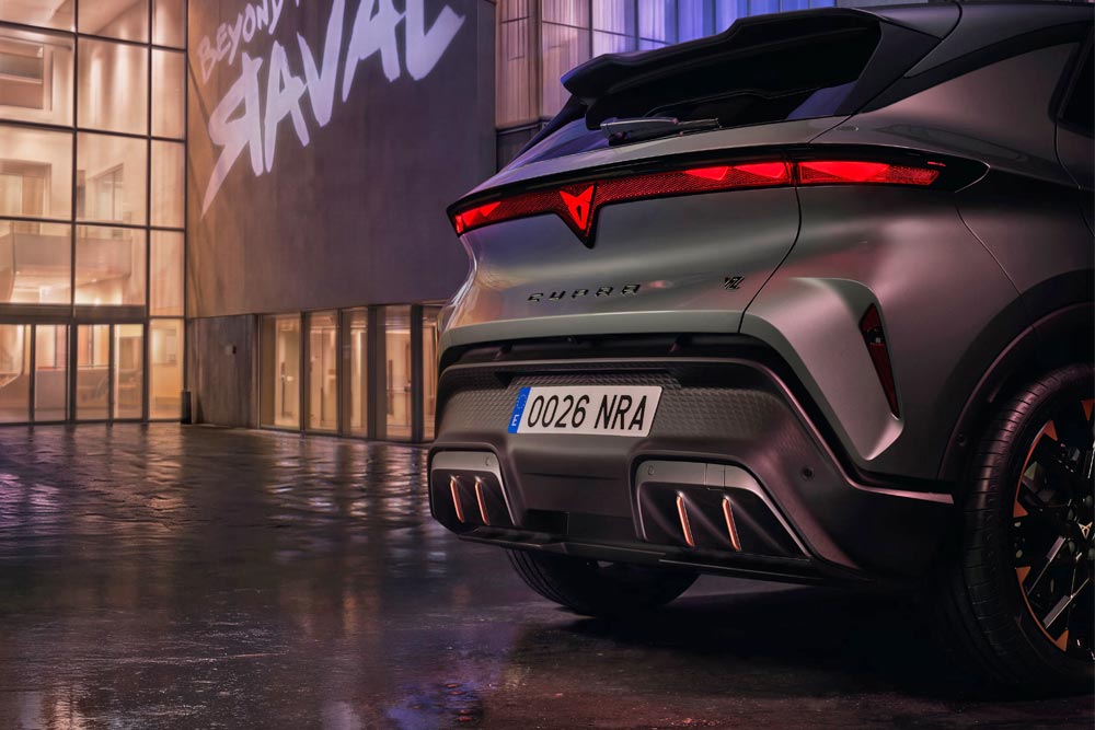 https://cdn.autogreeknews.gr/wp-content/uploads/2026/04/Cupra-Raval-5.jpg