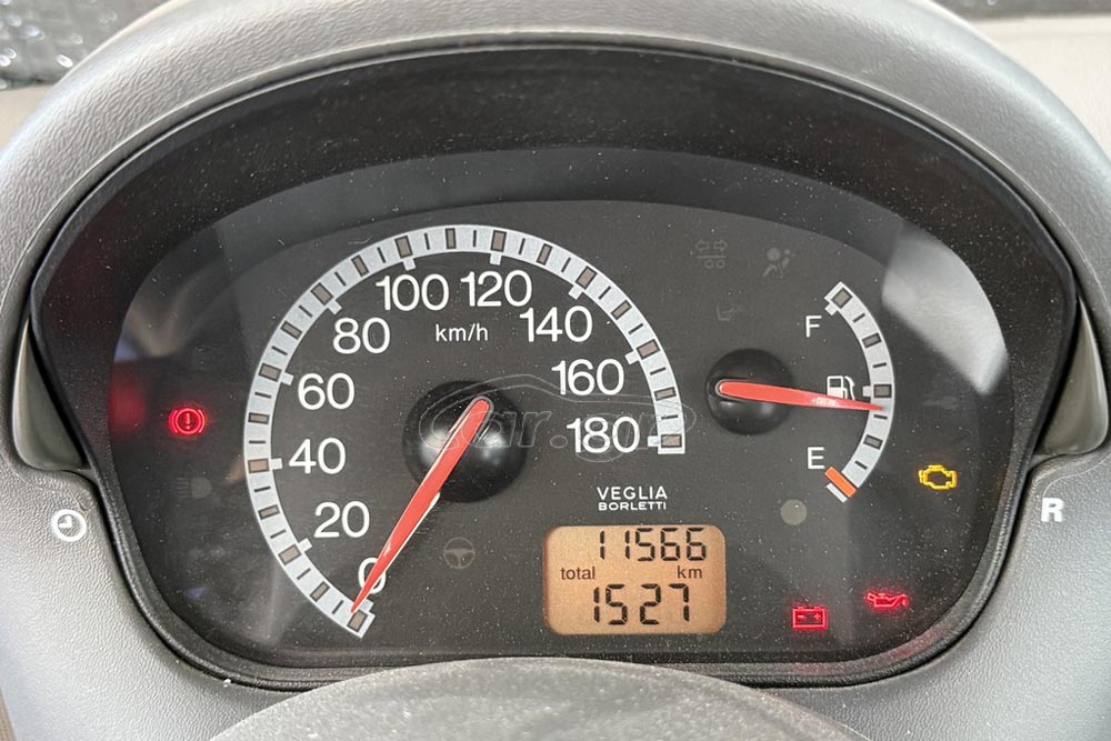 Fiat Seicento έμεινε στη... ναφθαλίνη με 11.566 χιλιόμετρα