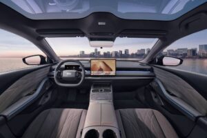 Geely_Galaxy_Xingyao_8_Starshine_8_EM-i (2)