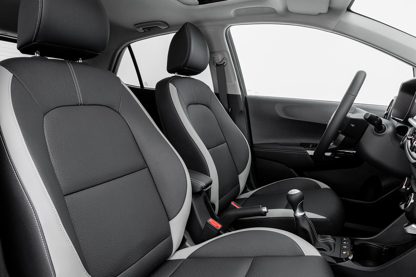 https://cdn.autogreeknews.gr/wp-content/uploads/2026/04/Kia-Picanto-interior.jpg