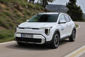Δοκιμή Kia Stonic 1.0 T-GDI 115 PS 7DCT 48V Hybrid