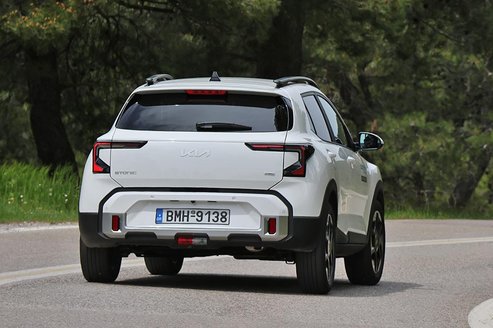 https://cdn.autogreeknews.gr/wp-content/uploads/2026/04/Kia-Stonic-2026-7.jpg