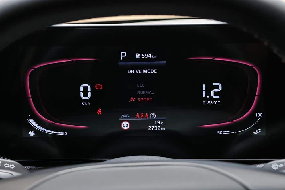 https://cdn.autogreeknews.gr/wp-content/uploads/2026/04/Kia-Stonic-MY26-interior-15.jpg