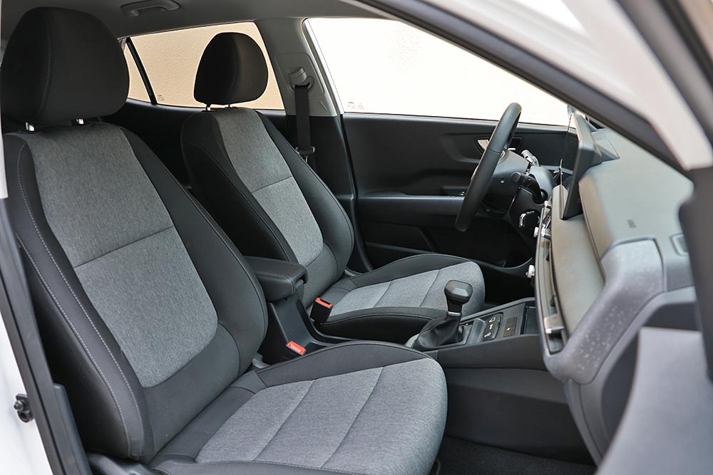 https://cdn.autogreeknews.gr/wp-content/uploads/2026/04/Kia-Stonic-MY26-interior-24.jpg
