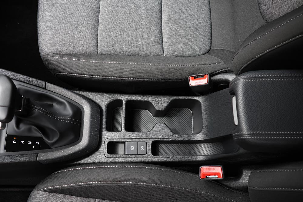 https://cdn.autogreeknews.gr/wp-content/uploads/2026/04/Kia-Stonic-MY26-interior-26.jpg