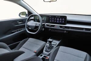 Kia Stonic MY26 interior (3)