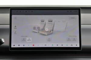 Leapmotor C10 Hybrid EV interior (15)